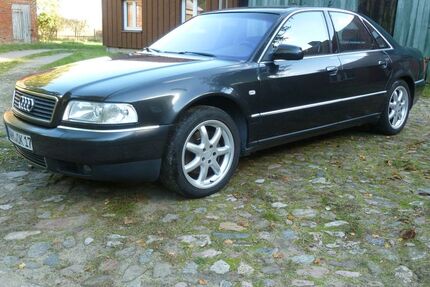 Audi A8 432.000 km 8.500 &euro; Lützow 19209