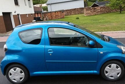 Toyota Aygo (X) 188.000 km 1.750 &euro; Herleshausen 37293