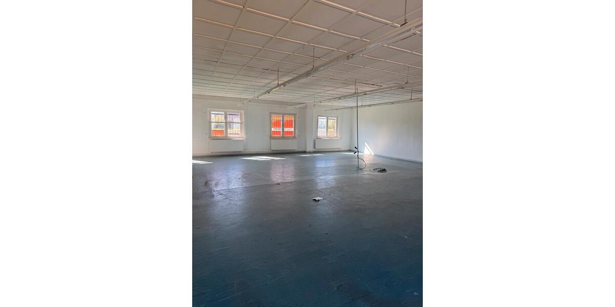 Gewerbeobjekt Schönwald - 1.400&euro; | Angebot:26368595