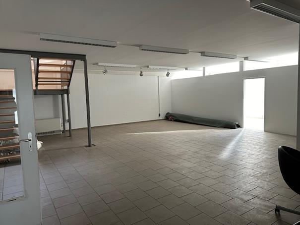 *Gewerbeanwesen in Kilianstädten - flexibel aufteilbar - Büro - Ausstellung - Lager* - Gewerbeobjekt Schöneck | Angebot:24125989