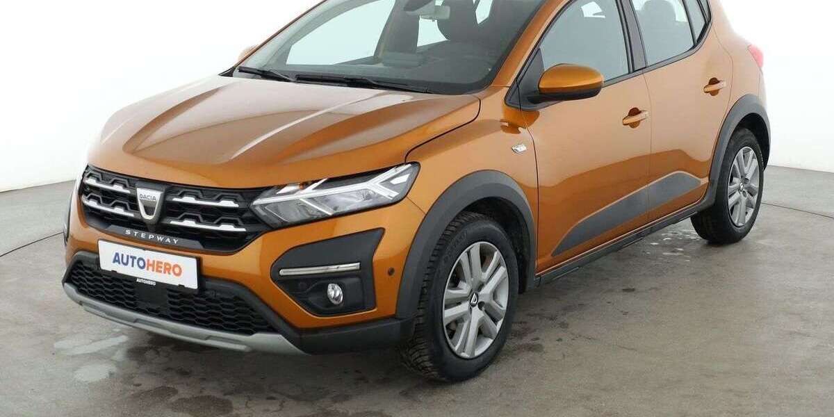 Dacia Sandero 26.661 km 14.590 &euro; Berlin 14059