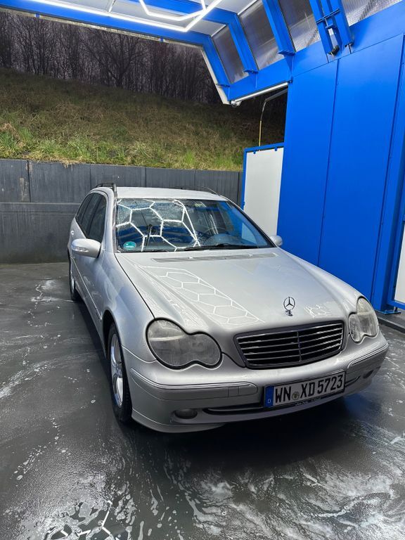 Mercedes-Benz C 200 165.000 km 3.200 € Neckarwestheim 74382