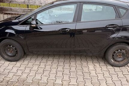Ford Fiesta 88.000 km 5.900 &euro; Rettenberg 87549