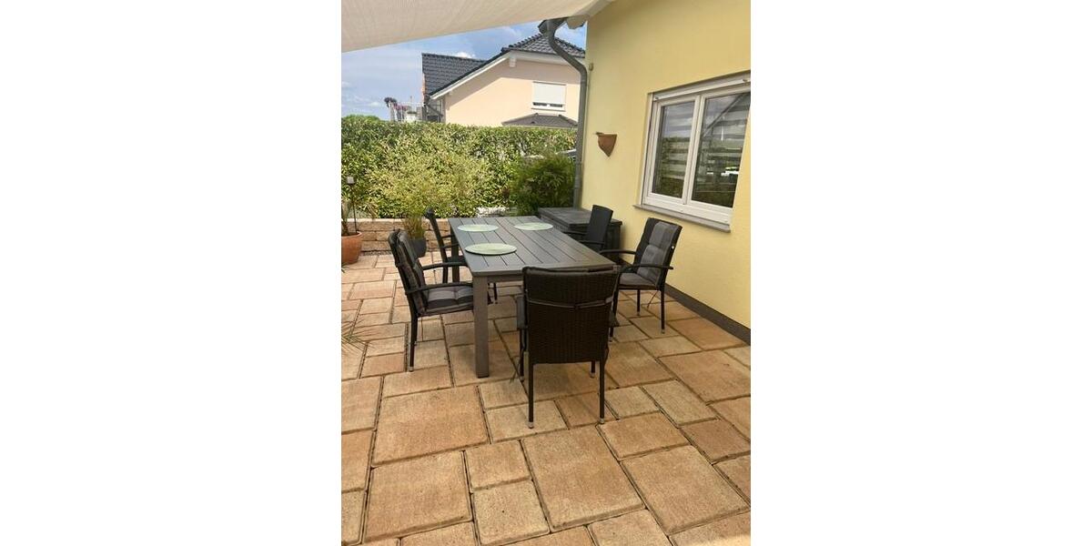 Einfamilienhaus Überherrn - 8 Zimmer, 116 m&sup2;, 395.000&euro; | Angebot:26992220