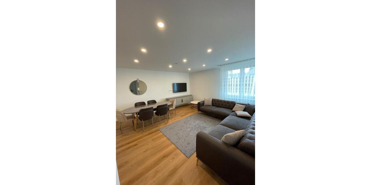 Erdgeschoßwohnung Speicher - 3 Zimmer, 100 m&sup2;, 750&euro; | Angebot:26222603