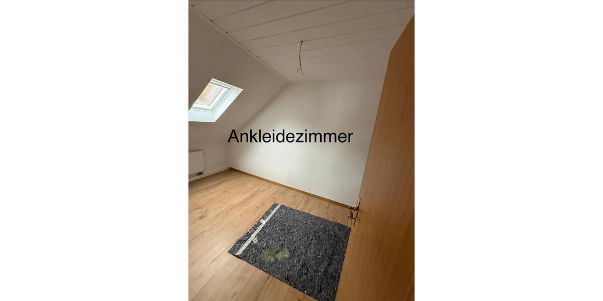 Maisonettenwohnung Weida - 5 Zimmer, 140 m&sup2;, 735&euro; | Angebot:25972170