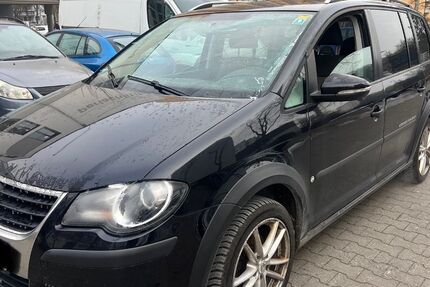 VW Touran 195.000 km 1.999 &euro; Hohenlinden bei München 85664
