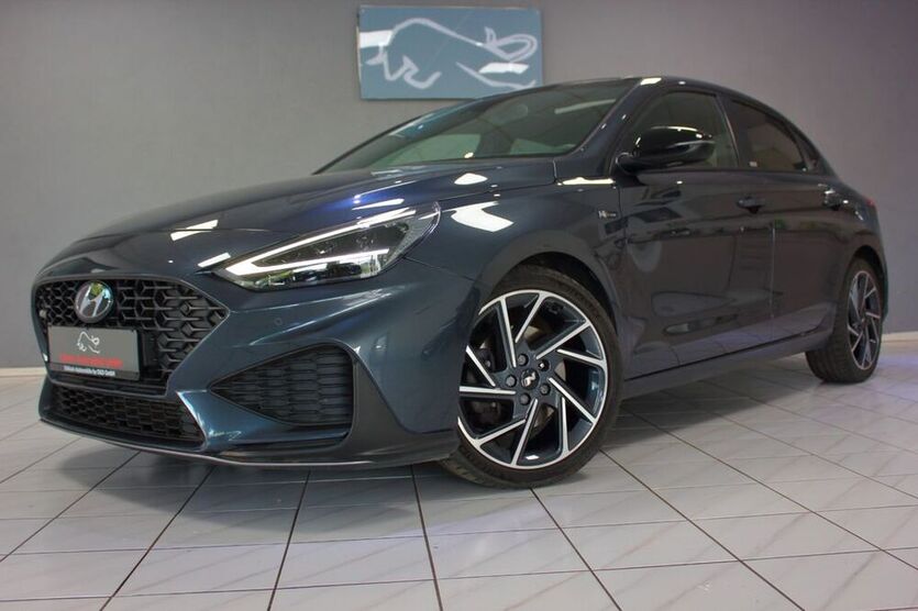 i30