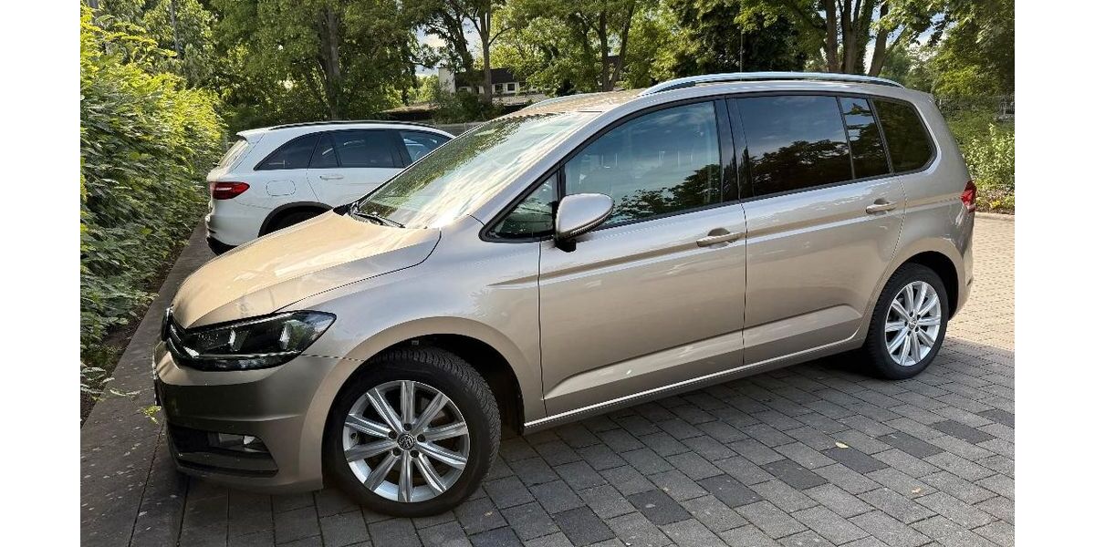 VW Touran 133.000 km 15.400 &euro; Gimbsheim 67578