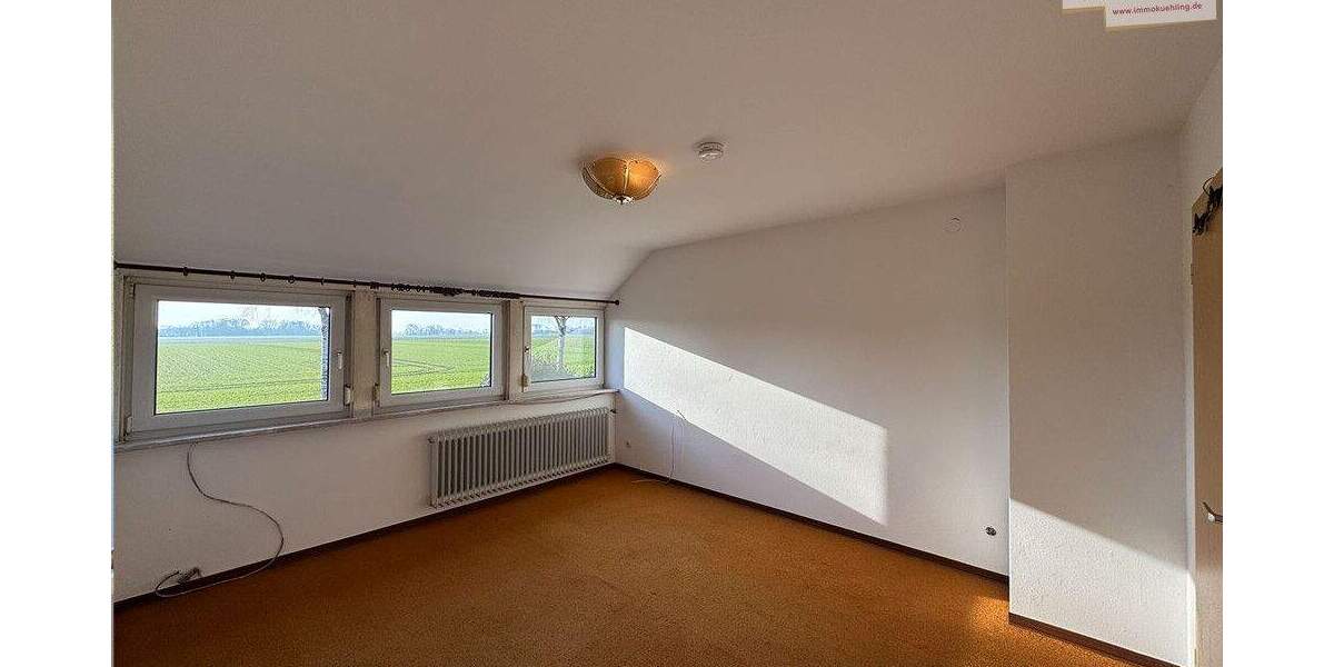 Einfamilienhaus Goldenstedt - 8 Zimmer, 232 m&sup2;, 319.000&euro; | Angebot:25738567