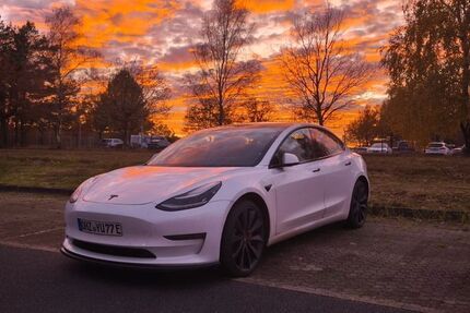 Tesla Model 3 71.000 km 29.500 &euro; Schwanewede 28790