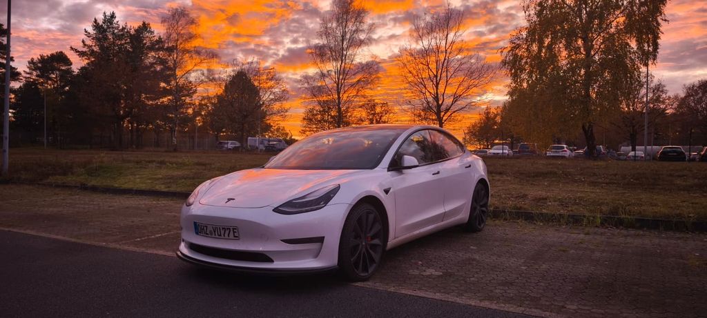 Tesla Model 3 71.000 km 29.500 &euro; Schwanewede 28790