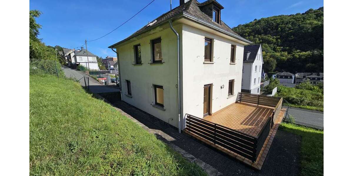 Haus zum Kaufen in Idar-Oberstein 205.000 € 122 m² 5 zimmer