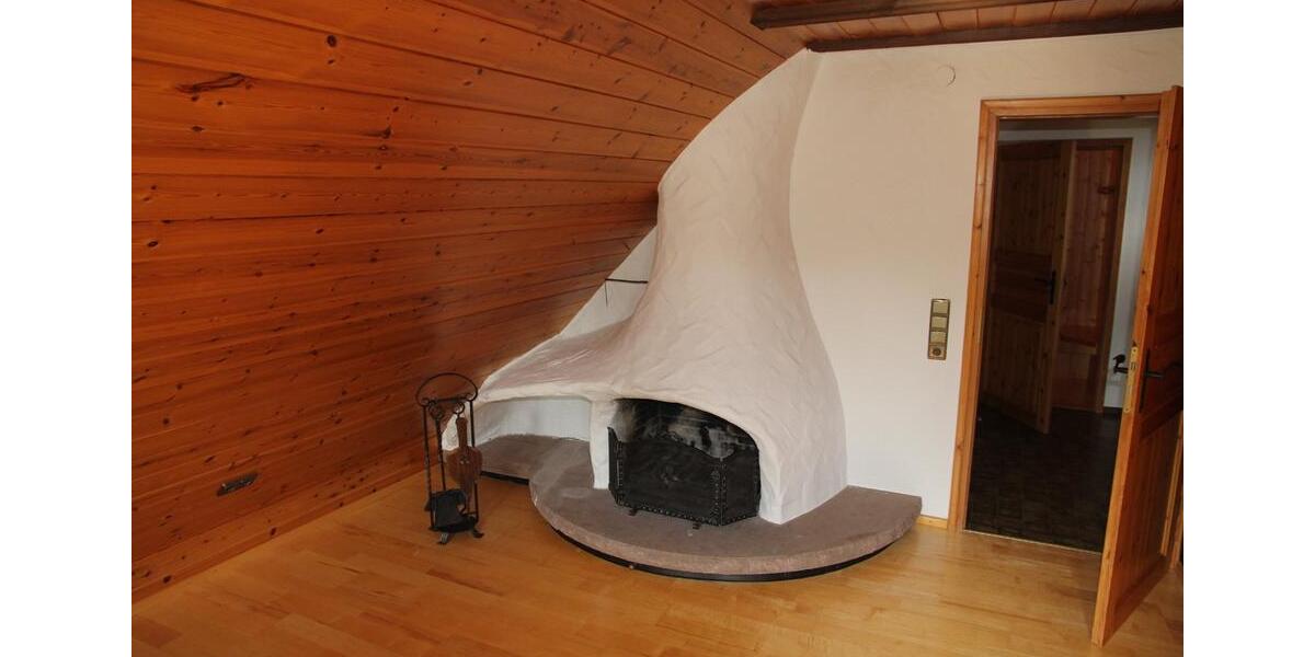 Mehrfamilienhaus, Wohnhaus Feldberg (Schwarzwald) - 6 Zimmer, 131 m&sup2;, 1.120&euro; | Angebot:25976657