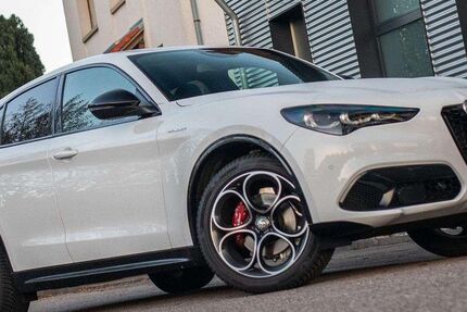 Alfa Romeo Stelvio 37.385 km 41.990 € Mönchweiler 78087
