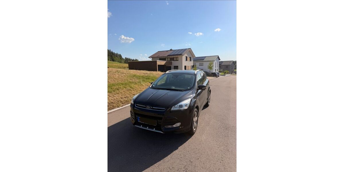 Ford Kuga 71.117 km 11.500 &euro; Rottweil 78628