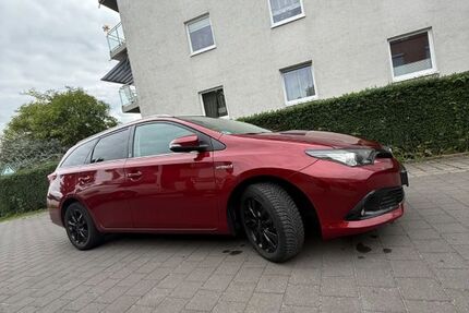 Toyota Auris 56.789 km 13.999 &euro; Berlin 13585