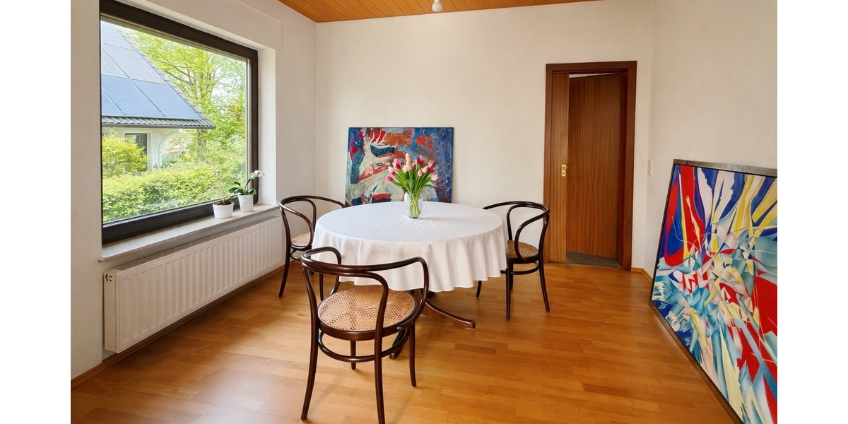 Frankfurt-Nieder-Erlenbach: Einmalige Lage! Großzügiges Villenanwesen am Bebauungsrand - Einfamilienhaus Frankfurt am Main Bonames | Angebot:26334718