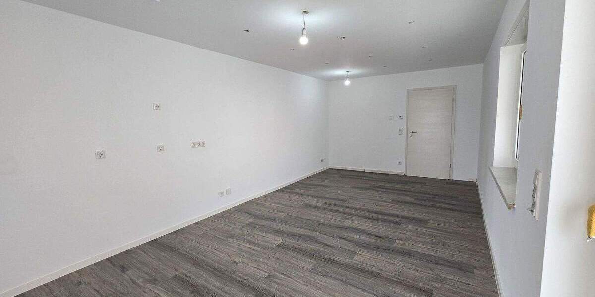 Doppelhaushälfte Römerberg Berghausen - 3 Zimmer, 80 m&sup2;, 1.600&euro; | Angebot:24748360