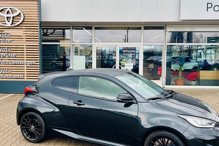 Toyota Yaris 29.000 km 33.960 &euro; Zeithain 01619