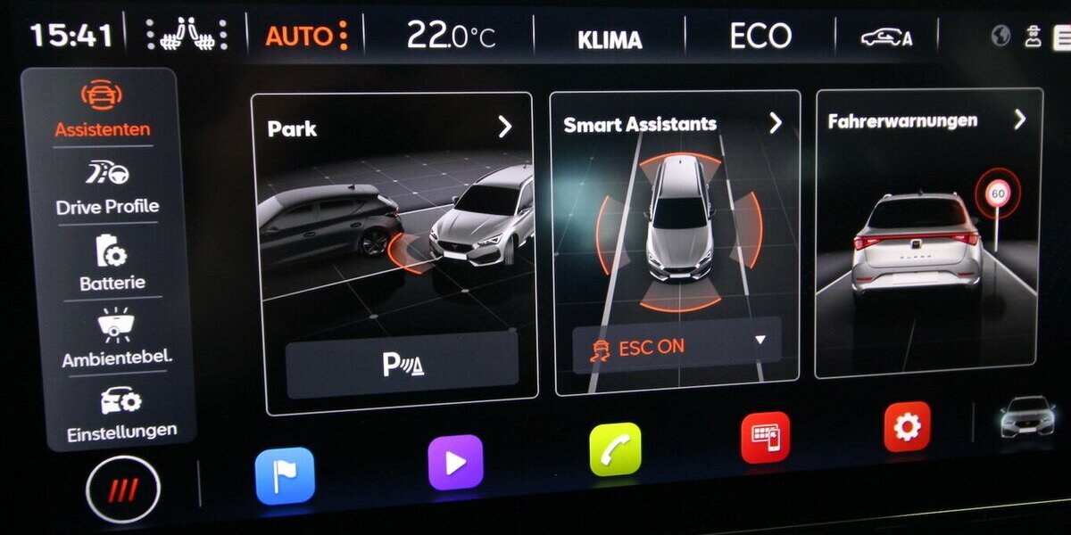 Cupra Leon Sportstourer e-HYBRID 6-DSG NAVI+LED+ACC 8.828 km 29.500 &euro; Hagenow 19230