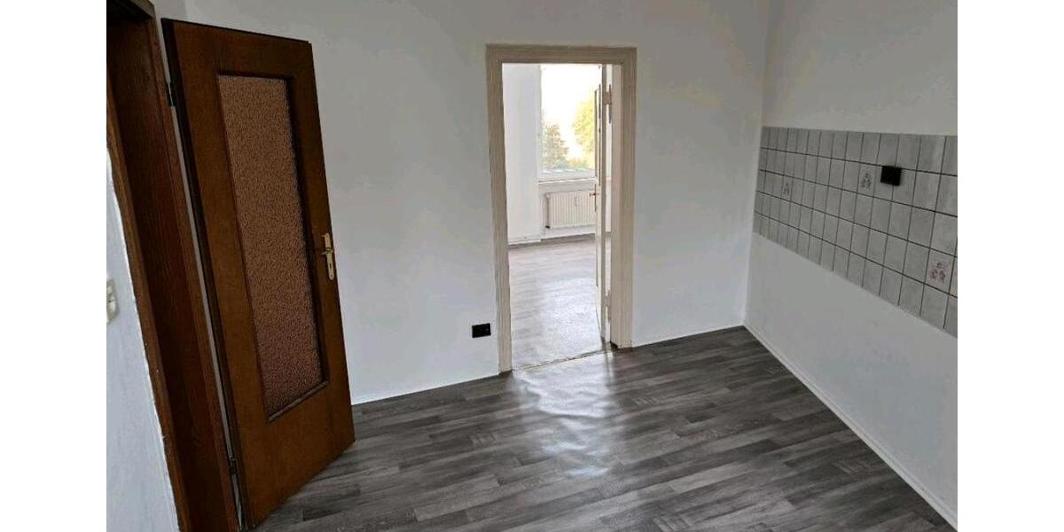 Etagenwohnung Burg - 2 Zimmer, 60 m&sup2;, 350&euro; | Angebot:26407842