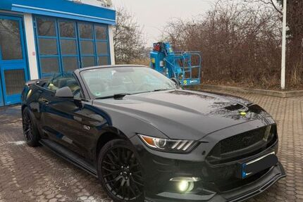 Ford Mustang 122.000 km 25.900 &euro; Markranstädt 04420
