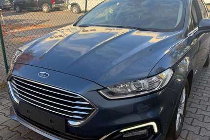 Ford Mondeo 221.200 km 8.790 € Berlin 12277
