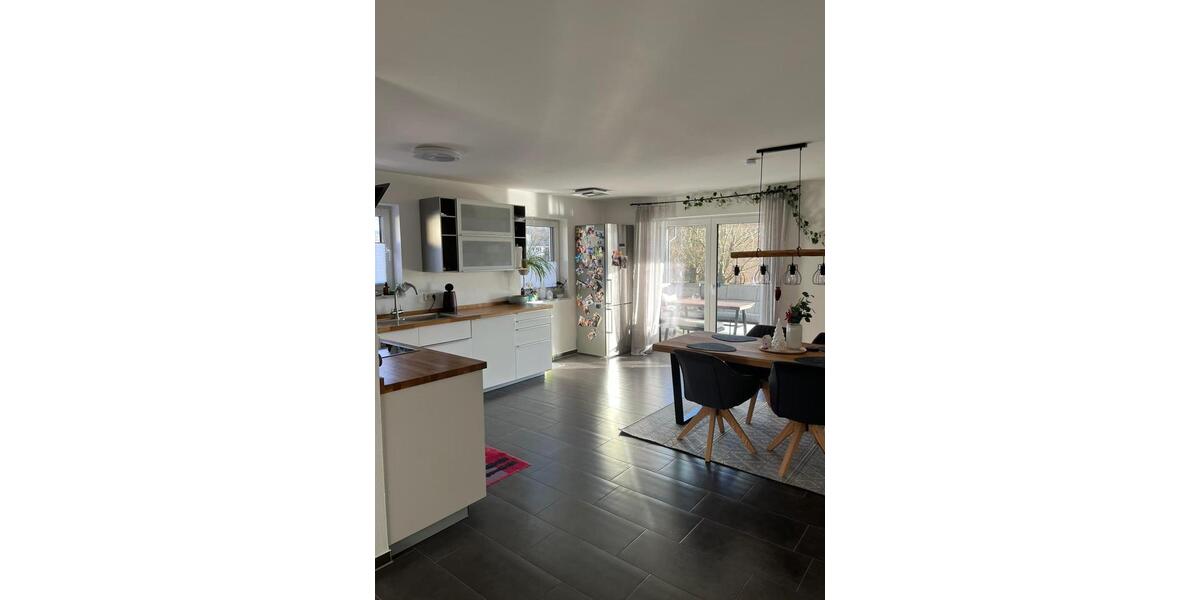 W03 – Große 3-Zimmer Wohnung in Trostberg zu vermieten 3 zimmer