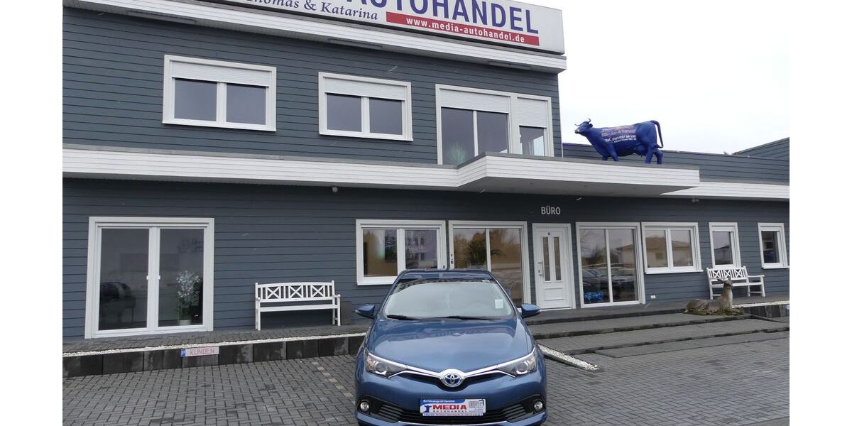 Toyota Auris 76.000 km 14.500 &euro; Magdeburg 39108