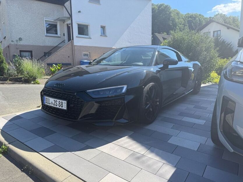 R8