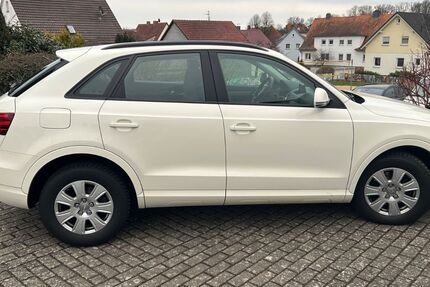 Audi Q3 225.000 km 9.600 &euro; Burghaun 36151