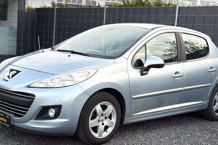 Peugeot 207 143.000 km 3.499 &euro; Wiesbaden 55252