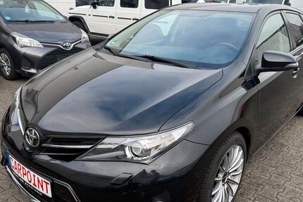 Toyota Auris 150.000 km 8.750 &euro; Brühl 50321