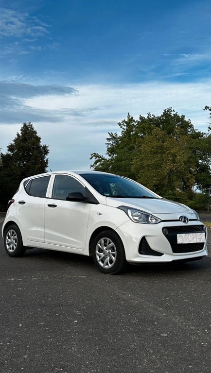 i10