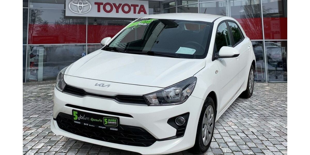 Kia Rio 55.974 km 11.990 &euro; München 80687