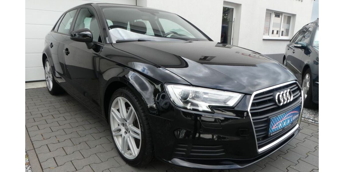 Audi A3 147.700 km 17.950 &euro; Löhne 32584