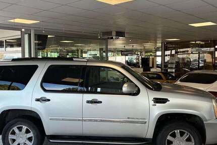 Cadillac Escalade 162.000 km 24.900 € Barmstedt 25355