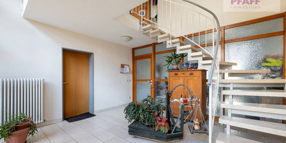 Mehrfamilienhaus, Wohnhaus Rielasingen - 1 Zimmer, 364 m&sup2;, 699.000&euro; | Angebot:26291297