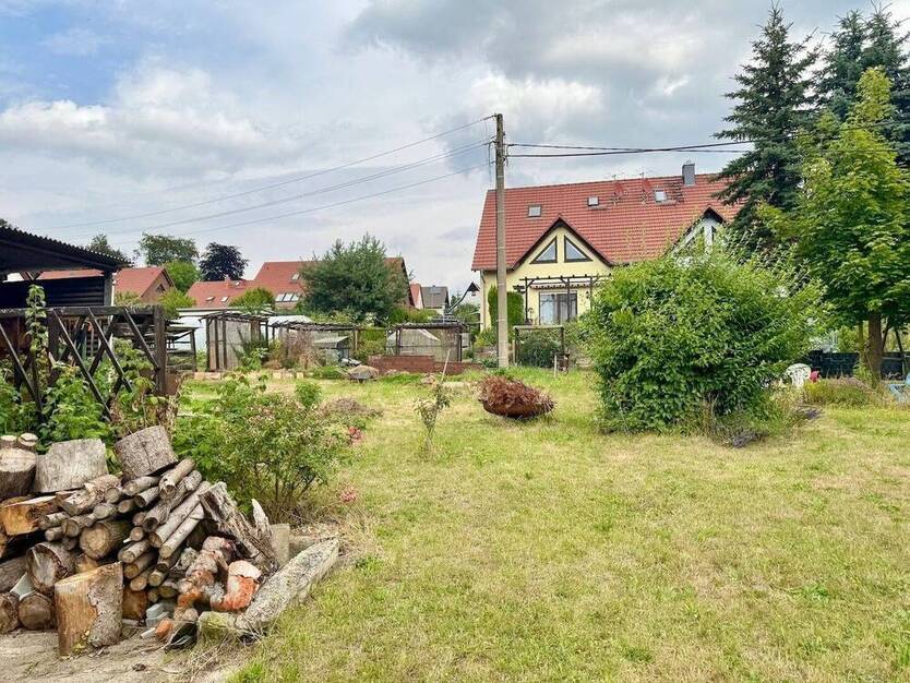 Großes EFH mit viel Potenzial zum Verwirklichen! Obst- & Gemüsegarten!