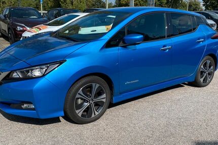 Nissan Leaf 56.572 km 16.990 € Passau 94036