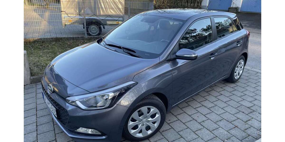 Hyundai i20 29.000 km 6.500 &euro; Senden 89250