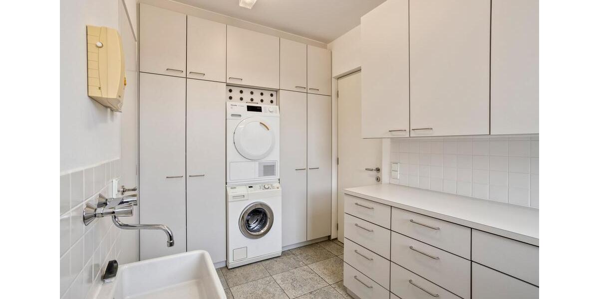 Einfamilienhaus Bochum Bochum-Mitte - 3 Zimmer, 220 m&sup2;, 2.200&euro; | Angebot:25655186