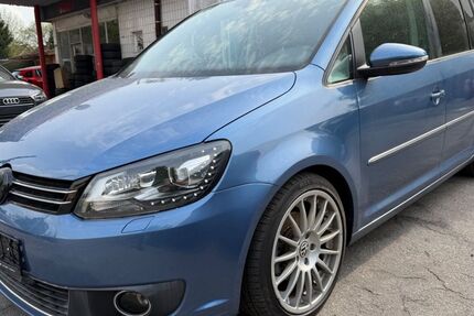VW Touran 129.000 km 8.900 &euro; essen 45359
