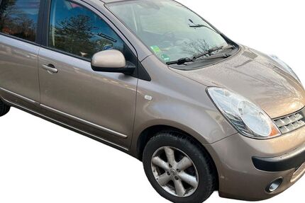 Nissan Note 185.000 km 1.999 € Dresden 01139