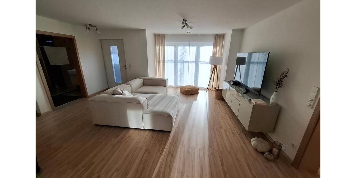 Erdgeschoßwohnung Haigerloch - 2.5 Zimmer, 76 m&sup2;, 750&euro; | Angebot:24731485