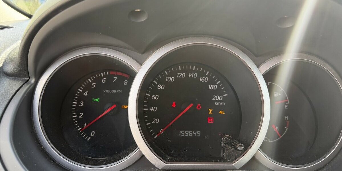 Suzuki Grand Vitara 2.0i Club Navi SHZ AHK 159.600 km 3.590 &euro; Altdorf 84032