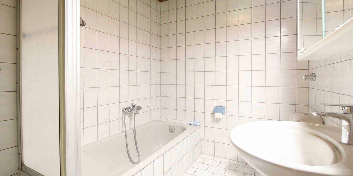 Etagenwohnung Frankfurt am Main Seckbach - 2 Zimmer, 82 m&sup2;, 329.000&euro; | Angebot:26344698