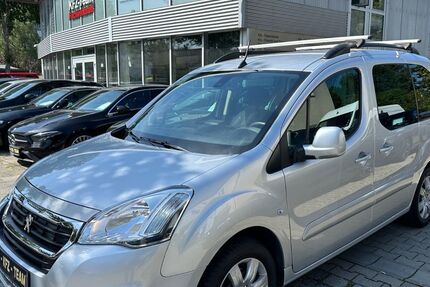 Peugeot Partner 76.213 km 12.800 &euro; München - Trudering 81827
