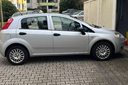 Fiat Punto 204.000 km 1.499 &euro; Darmstadt 64297